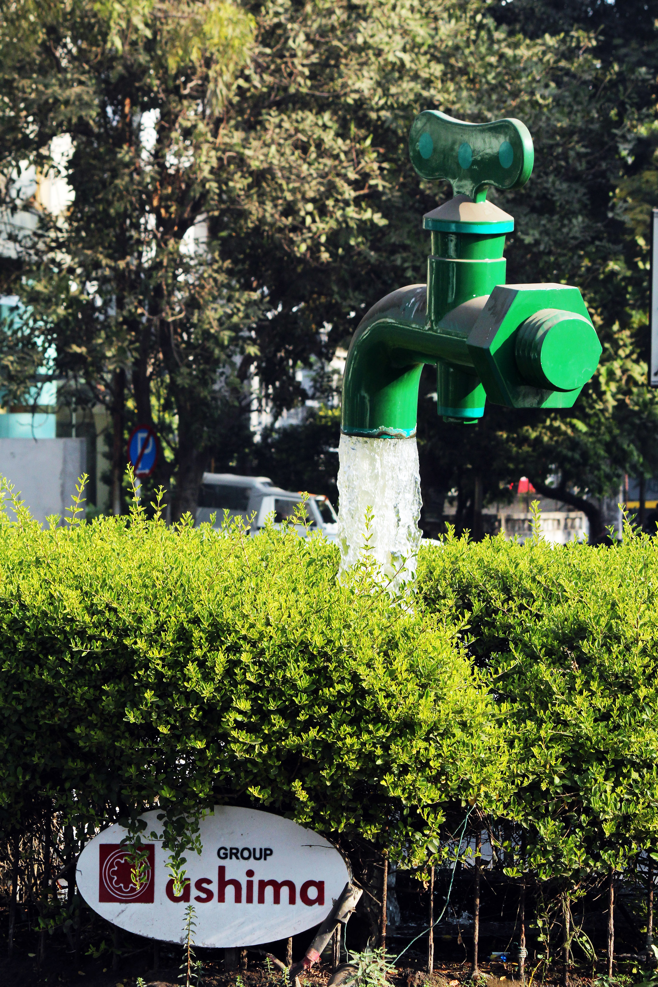 Chakli Circle public installation near Law Garden in Ahmedabad